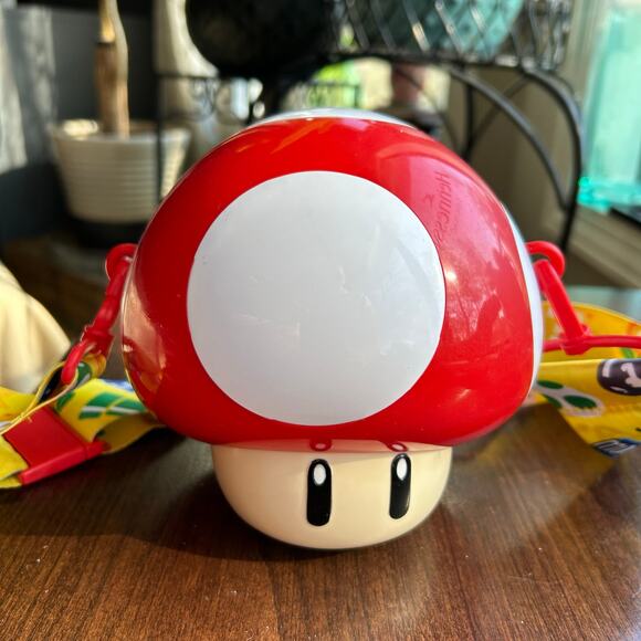 USJ Super Nintendo World Drink bottle Mushroom Universal Studios Mario game - Picture 2 of 13